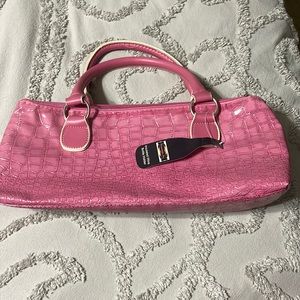 Insulated wine clutch